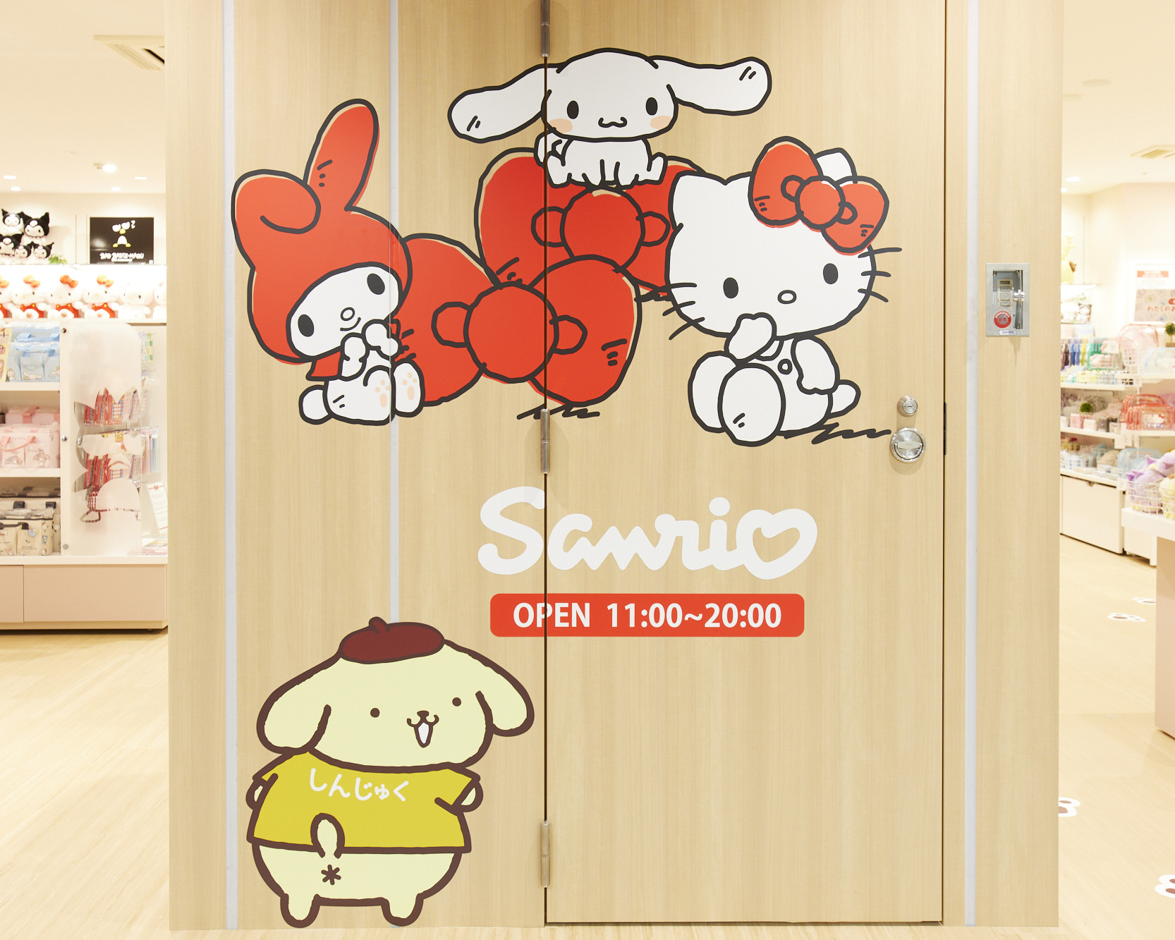 Sanrio 新宿店を楽しむ ポムポムプリンに注目！